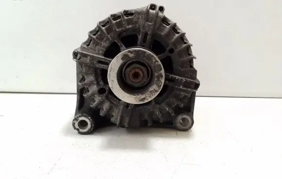 BMW X3 E83 Generator/alternator 7802261 2543461C FG18S019