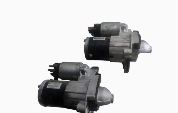 Nissan Qashqai Starter motor 233004979R