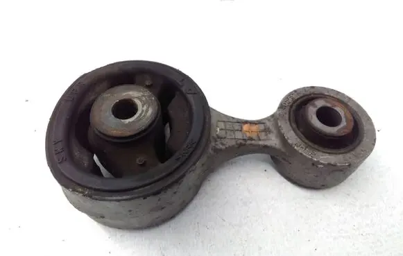 Honda CR-V Engine mount bracket 200680