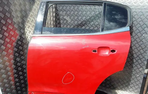 Citroen C5 Aircross Front door