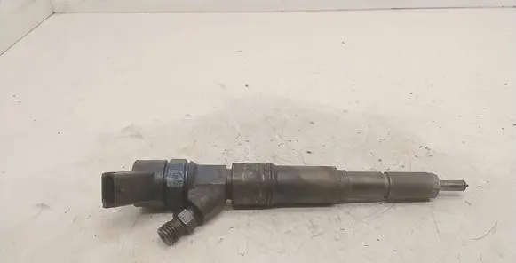 Fuel injector