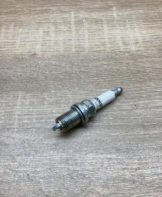 Renault Laguna II Spark plug 7700500180