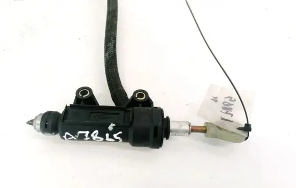 BMW 3 E46 Clutch master cylinder 21526758822 21.52-6758822