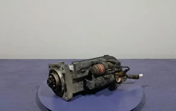 Renault Megane III Starter motor 01183286
