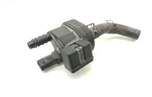 Volkswagen PASSAT B7 USA Vacuum valve 06H906517T