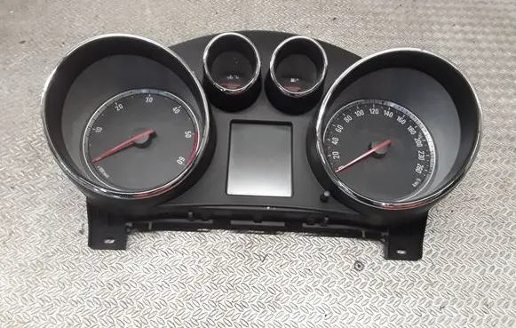 Opel Insignia A Speedometer (instrument cluster) 12844142