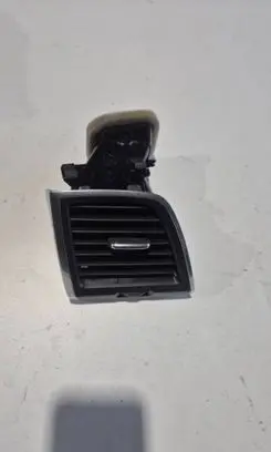 Volvo XC90 Dashboard side air vent grill/cover trim 32219347