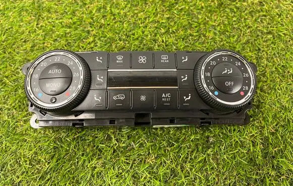Mercedes-Benz ML W164 Climate control unit A2519063500 5HB96491571 A2518205289