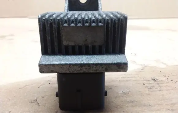 Nissan Primastar Glow plug pre-heat relay