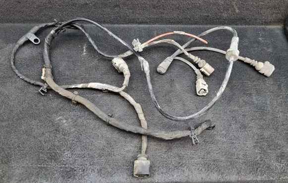 Audi A6 Allroad C7 Front ABS sensor wiring 4G0972251E