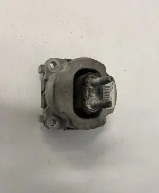 Dodge Durango Gearbox mount PA11152 180122 05154807AE