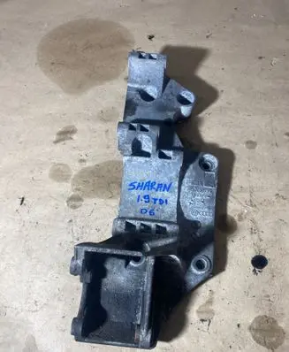 Generator/alternator bracket