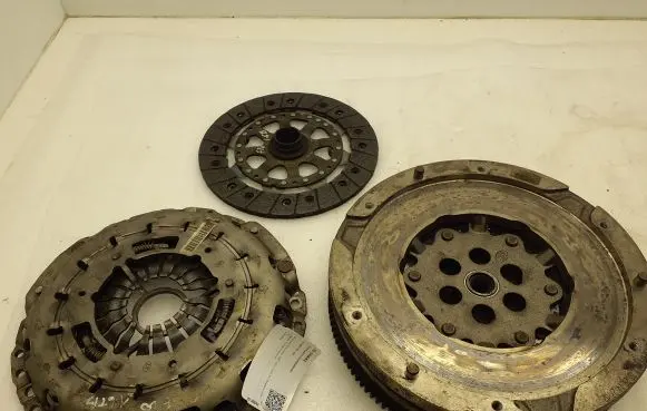 BMW 1 F20 F21 Clutch set kit 761432701 21217614325 7614325