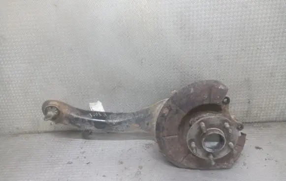 Rear wheel hub spindle/knuckle