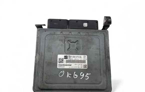 Seat Ibiza IV (6J,6P) Engine control unit/module ECU 03F906070BL