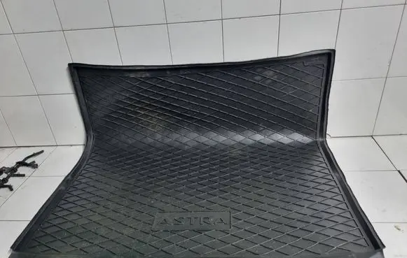 Opel Astra J Rubber trunk/boot mat liner 13307834