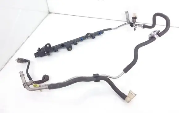 Jaguar S-Type Fuel main line pipe XR8E9F792E XW439J280CA XW4F9F972AD