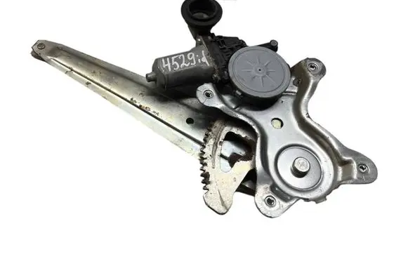 Lexus GS 300 350 430 450H Rear door window regulator motor 8572058010 0620401770