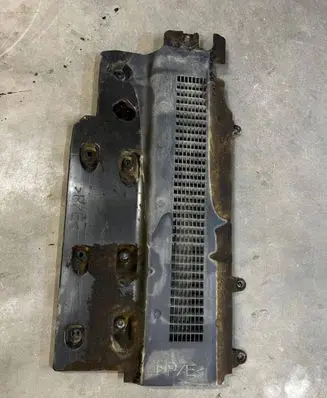 Dacia Duster II Engine splash shield/under tray 748146335R