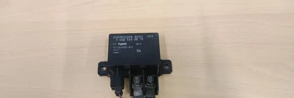 Mercedes-Benz E W211 Charging relay A0025423819 V23132A2001X14