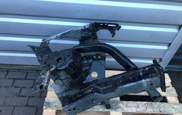 Ford Kuga III Front quarter panel 
