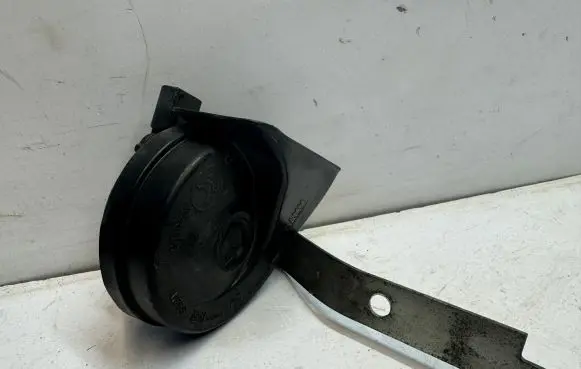 BMW X5 E70 Horn signal A046495