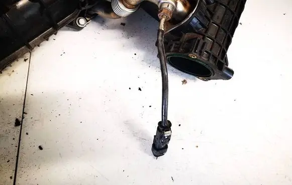 BMW 5 F10 F11 Exhaust gas temperature sensor 0728000541