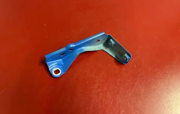 BMW X1 F48 F49 Fender mounting bracket 7392804