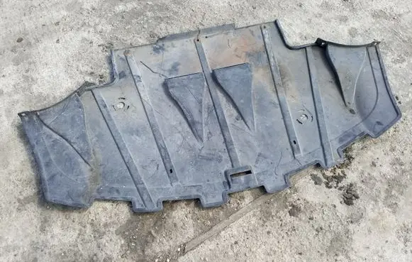 Audi A6 S6 C4 4A Engine splash shield/under tray