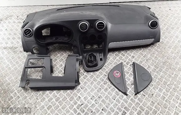 Mercedes-Benz Citan W415 Dashboard 