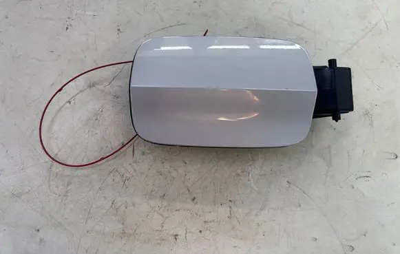 Audi A3 S3 8V Fuel tank cap 8V5809906 X7Q LX7Q
