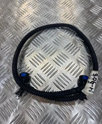 Audi Q8 Headlight washer hose/pipe 4M8955972