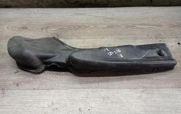 Volvo S80 Fender foam support/seal 8684736