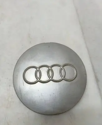 Audi A4 S4 B5 8D Original wheel cap 8D0601165B