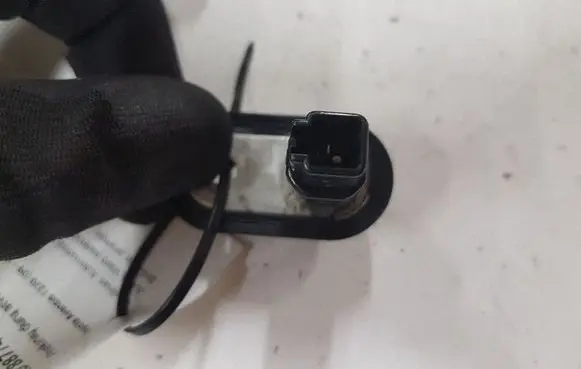Toyota Avensis T270 Front door sensor