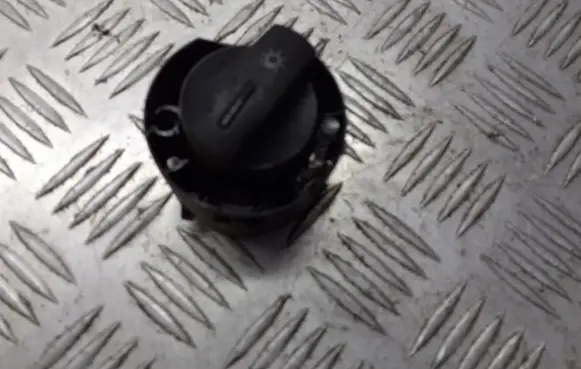 Renault Megane II Light switch