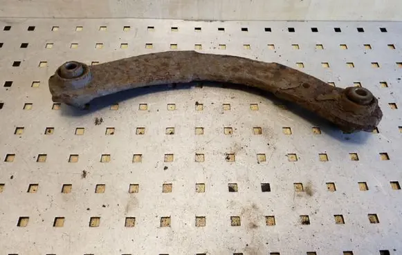 Mitsubishi Outlander Rear control arm