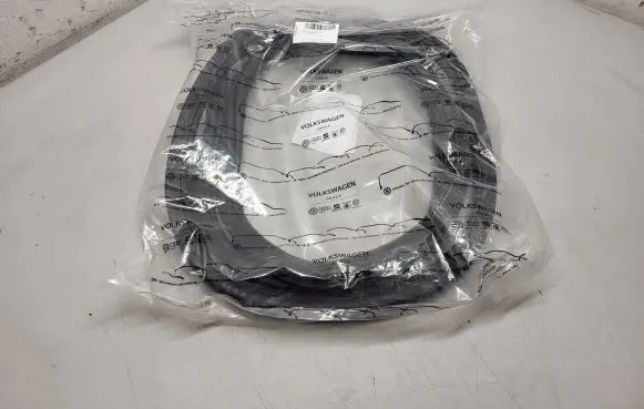 Seat Tarraco Rear door rubber seal (on body) 5FJ867913A 5FJ867913A9B9