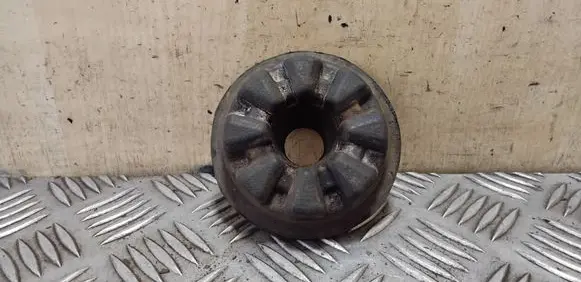 Nissan X-Trail T31 Rear coil spring rubber mount 