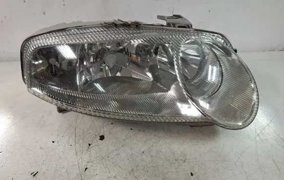 Alfa Romeo 147 Headlight/headlamp