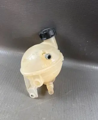 Citroen DS4 Coolant expansion tank/reservoir