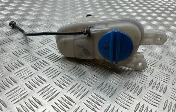 Audi A4 S4 B8 8K Coolant expansion tank/reservoir 8K0121403C