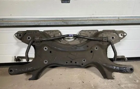 Toyota Prius (XW20) Front subframe