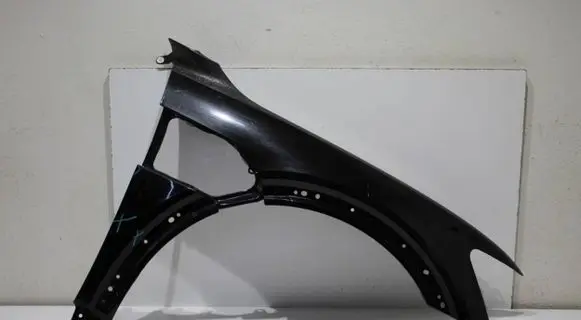 Audi e-tron Fender
