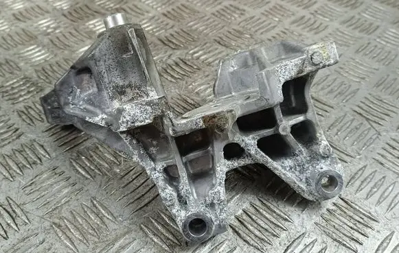 Generator/alternator bracket