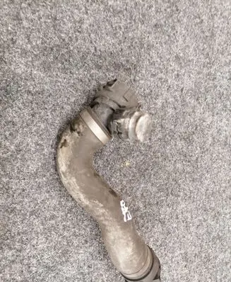 BMW X5 E70 Engine coolant pipe/hose 7808078