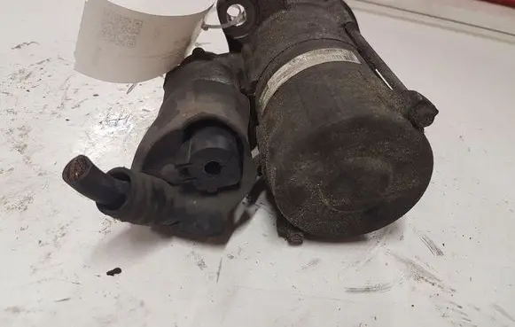 Volkswagen Golf V Starter motor 230708 TS18ES