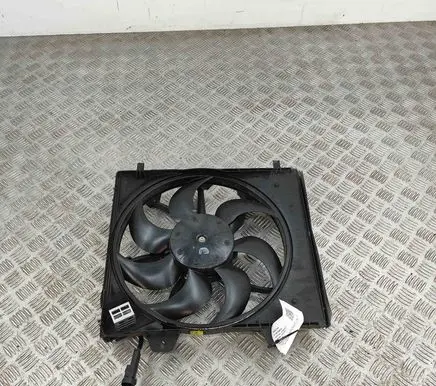 Citroen C4 III e-C4 Radiator cooling fan shroud 9827752980
