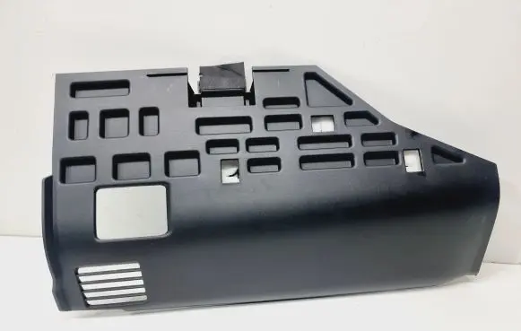 Nissan Qashqai J12 Dashboard lower bottom trim panel 689216UV0A 681U16UV0A