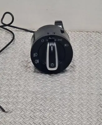 Volkswagen PASSAT B7 Light switch 5ND941431B 10018630